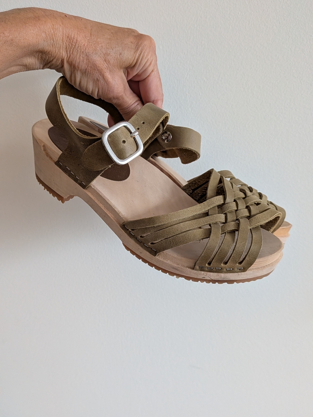 Lotta From Stockholm Olive Green Leather Peep Toe Cottagecore Clog Sandals Sz 38
